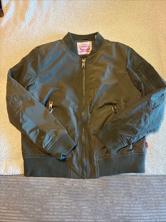 Levi's Jackets & Blazers - NWOT LEVI'S Lightweight Bomber Utility Jacket Olive Green Size Large